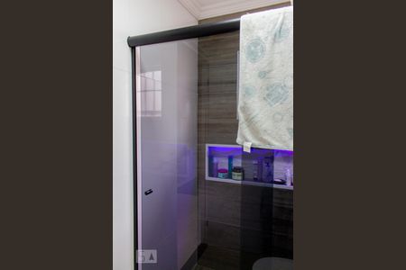 Casa à venda com 240m², 2 quartos e 2 vagasBanheiro da Suíte 2