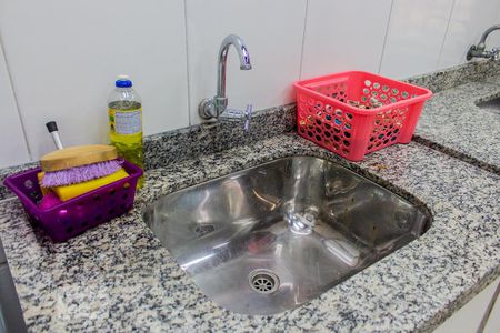 Casa à venda com 240m², 2 quartos e 2 vagasTanque