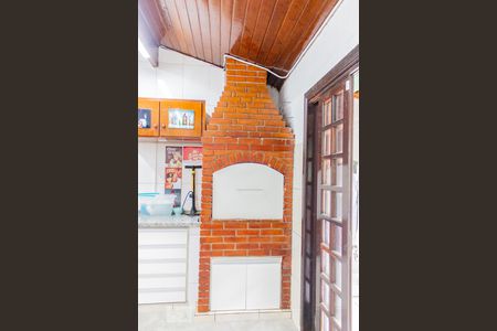 Casa à venda com 240m², 2 quartos e 2 vagasChurrasqueira