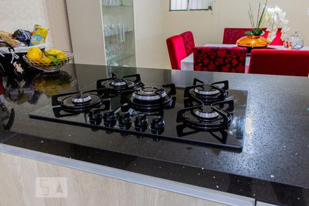 Casa à venda com 240m², 2 quartos e 2 vagasCooktop