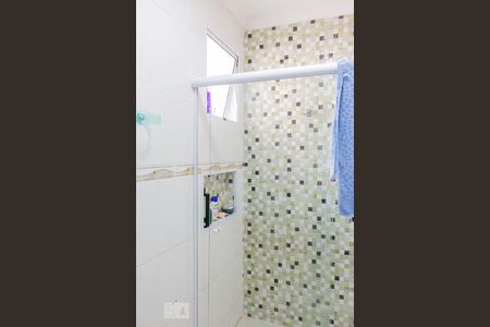 Casa à venda com 240m², 2 quartos e 2 vagasBanheiro da Suíte 1