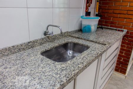 Casa à venda com 240m², 2 quartos e 2 vagasPia