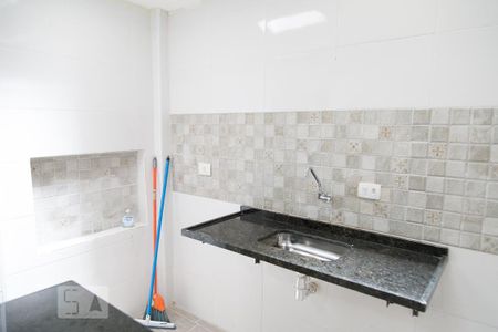 Casa à venda com 70m², 2 quartos e sem vaga Casa à venda com 70m², 2 quartos e sem vagaCozinha