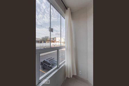 Varanda de apartamento à venda com 2 quartos, 49m² em Costa E Silva, Porto Alegre