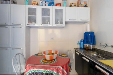 Casa à venda com 100m², 2 quartos e 2 vagasCozinha