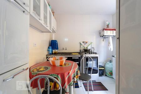 Casa à venda com 100m², 2 quartos e 2 vagasCozinha