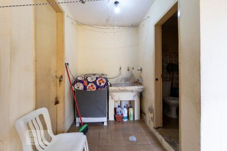 Casa à venda com 100m², 2 quartos e 2 vagasÁrea de Serviço