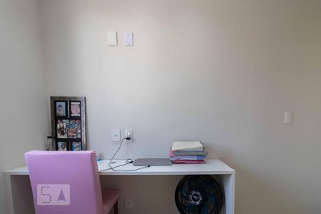 Casa de condomínio à venda com 92m², 3 quartos e 2 vagasQuarto 3