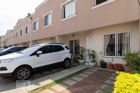 Casa de condomínio à venda com 92m², 3 quartos e 2 vagasFachada