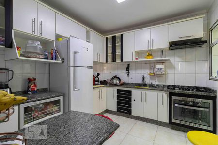 Casa de condomínio à venda com 92m², 3 quartos e 2 vagasCozinha