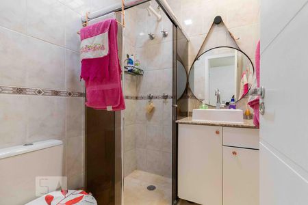 Casa de condomínio à venda com 92m², 3 quartos e 2 vagasBanheiro da Suíte