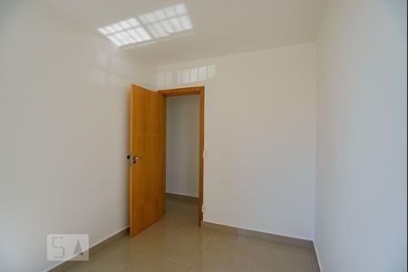 Quarto 1 de apartamento para alugar com 2 quartos, 67m² em São João Batista, Belo Horizonte
