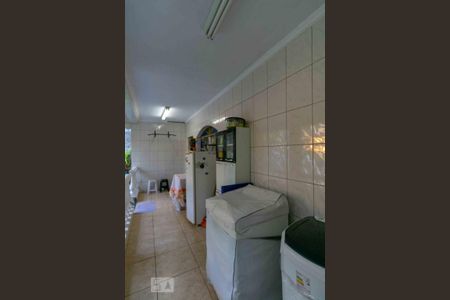 Casa à venda com 233m², 5 quartos e 5 vagas Casa à venda com 233m², 5 quartos e 5 vagasÁrea de Serviço