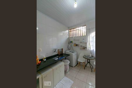 Casa à venda com 233m², 5 quartos e 5 vagas Casa à venda com 233m², 5 quartos e 5 vagasCozinha 2