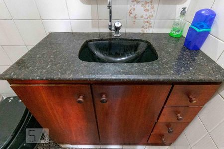 Casa à venda com 233m², 5 quartos e 5 vagas Casa à venda com 233m², 5 quartos e 5 vagasLavabo