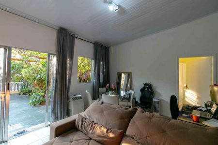 Casa à venda com 233m², 5 quartos e 5 vagas Casa à venda com 233m², 5 quartos e 5 vagasSala 2