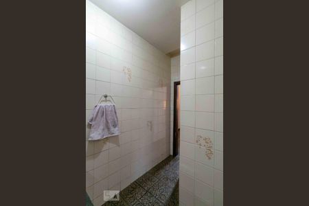 Casa à venda com 233m², 5 quartos e 5 vagas Casa à venda com 233m², 5 quartos e 5 vagasLavabo