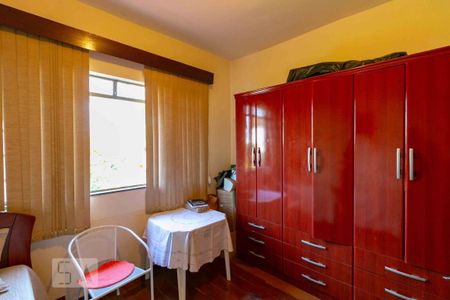 Casa à venda com 233m², 5 quartos e 5 vagas Casa à venda com 233m², 5 quartos e 5 vagasQuarto 1