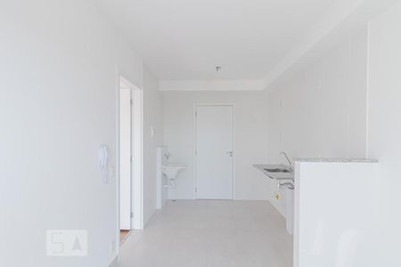 Sala Cozinha de apartamento para alugar com 1 quarto, 28m² em Cambuci, São Paulo