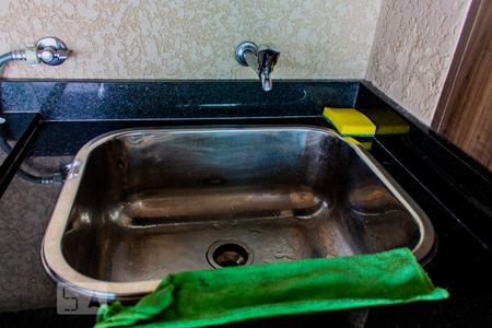 Tanque de apartamento para alugar com 2 quartos, 98m² em Vila Valparaíso, Santo André