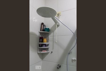 Apartamento à venda com 61m², 2 quartos e sem vaga Apartamento à venda com 61m², 2 quartos e sem vagaChuveiro