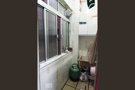 Apartamento à venda com 61m², 2 quartos e sem vaga Apartamento à venda com 61m², 2 quartos e sem vagaÁrea de serviço