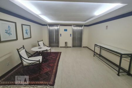 Studio para alugar com 35m², 1 quarto e 1 vagaHall