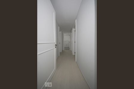 Apartamento à venda com 210m², 3 quartos e 1 vagaCorredor