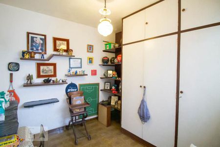Casa à venda com 209m², 3 quartos e 2 vagasQuarto de Serviço