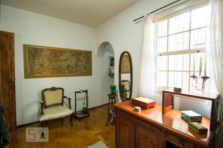 Casa à venda com 209m², 3 quartos e 2 vagasClosset