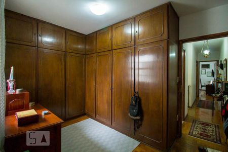 Casa à venda com 209m², 3 quartos e 2 vagasClosset