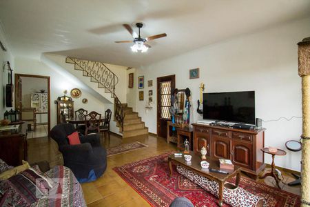 Sala de casa à venda com 3 quartos, 209m² em Vila Moinho Velho, São Paulo