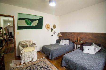 Casa à venda com 209m², 3 quartos e 2 vagasQuarto 2