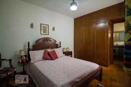 Suíte  de casa à venda com 3 quartos, 209m² em Vila Moinho Velho, São Paulo