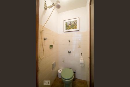 Casa à venda com 209m², 3 quartos e 2 vagasBanheiro de Serviço