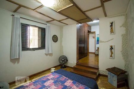 Casa à venda com 209m², 3 quartos e 2 vagasQuarto 1