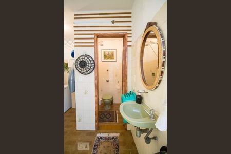 Casa à venda com 209m², 3 quartos e 2 vagasBanheiro de Serviço