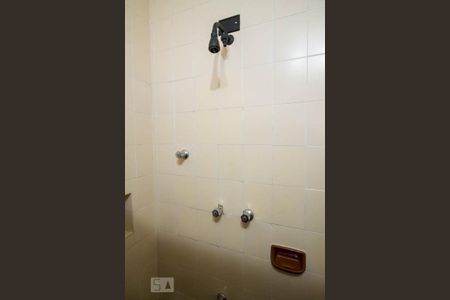 Casa à venda com 209m², 3 quartos e 2 vagasBanheiro da Suíte