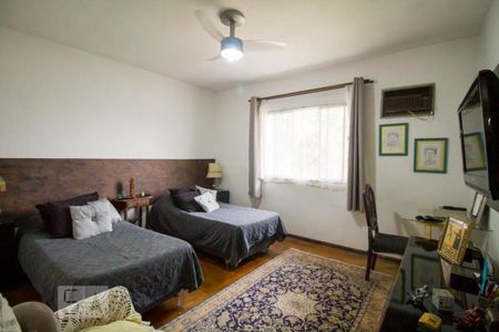 Casa à venda com 209m², 3 quartos e 2 vagasQuarto 2