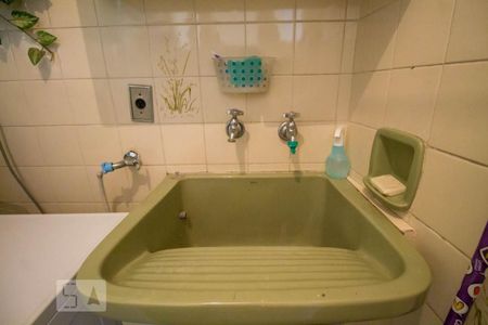 Casa à venda com 209m², 3 quartos e 2 vagasLavanderia 