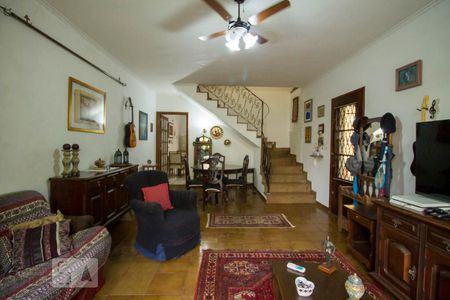 Sala de casa à venda com 3 quartos, 209m² em Vila Moinho Velho, São Paulo