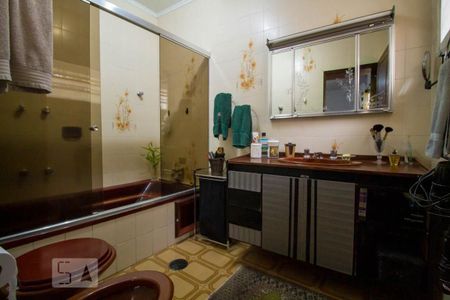 Banheiro da Suíte de casa à venda com 3 quartos, 209m² em Vila Moinho Velho, São Paulo