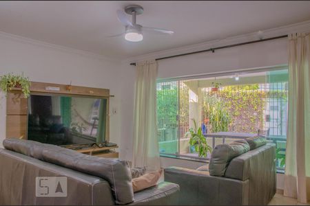 Sala de casa à venda com 2 quartos, 317m² em Vila Brasilândia, São Paulo