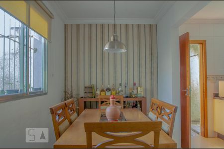 Casa à venda com 317m², 2 quartos e 6 vagasSala de Jantar