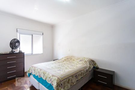 Casa à venda com 510m², 4 quartos e 3 vagas Casa à venda com 510m², 4 quartos e 3 vagasSuíte