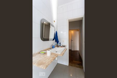 Casa à venda com 510m², 4 quartos e 3 vagas Casa à venda com 510m², 4 quartos e 3 vagasBanheiro da Suíte