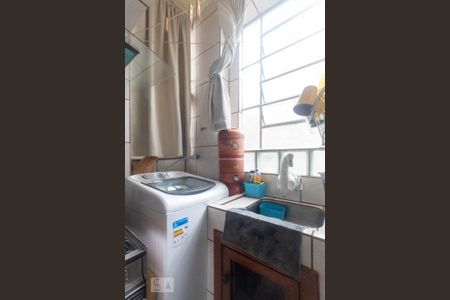 Apartamento à venda com 43m², 1 quarto e sem vagaCozinha e Área de Serviço