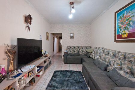 Sala de casa à venda com 4 quartos, 250m² em Vila Ré, São Paulo