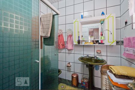 Casa à venda com 250m², 4 quartos e 4 vagas Casa à venda com 250m², 4 quartos e 4 vagasBanheiro da Suíte