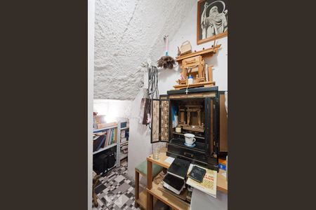 Casa à venda com 250m², 4 quartos e 4 vagas Casa à venda com 250m², 4 quartos e 4 vagasEscritório